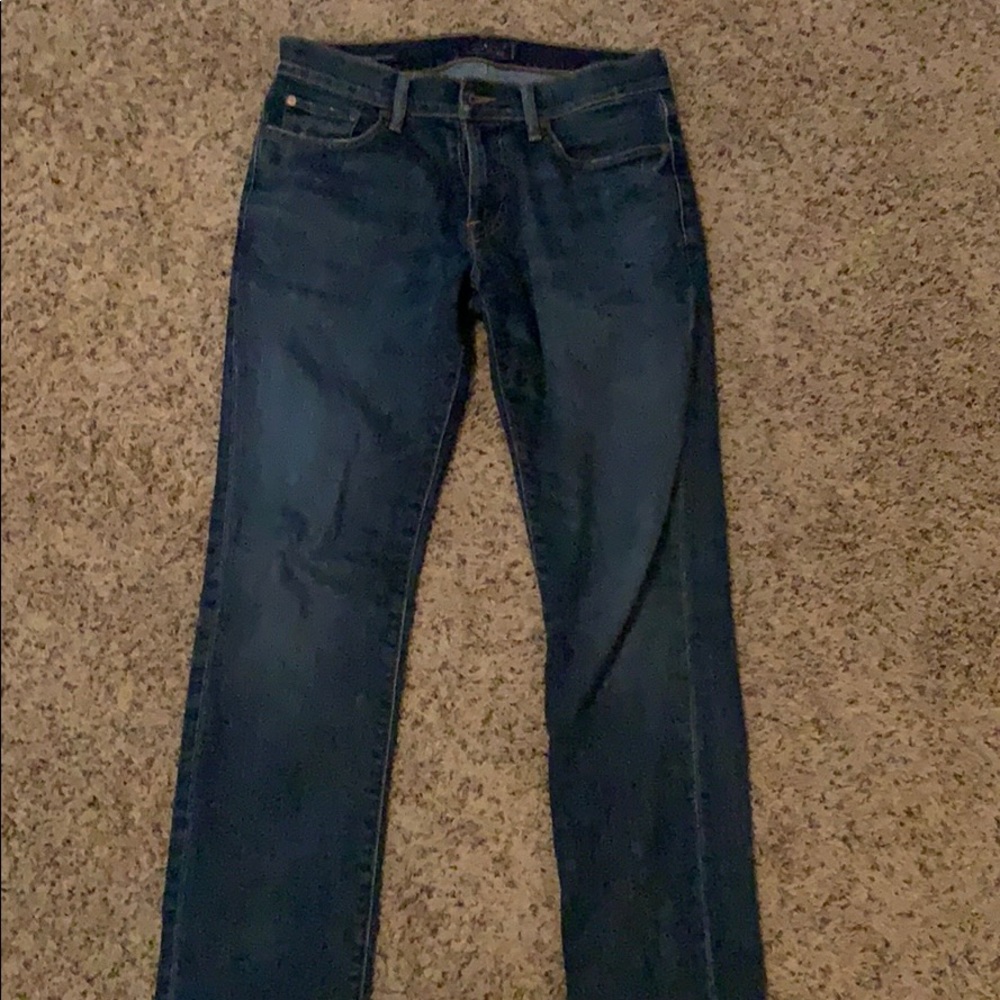 Men’s Lucky  Jeans 221 straight jeans. Size 31x32